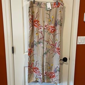 NWT H& M print pants
